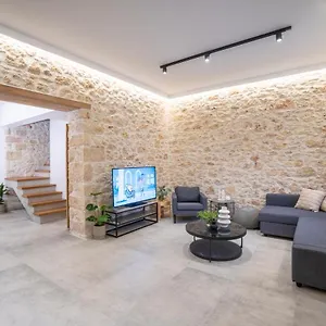  Apartment Flor28 Stone House