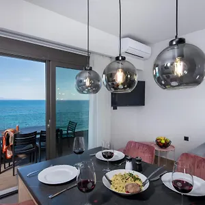  Apartment Alpha